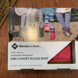 Members Mark Girl Kids Blots